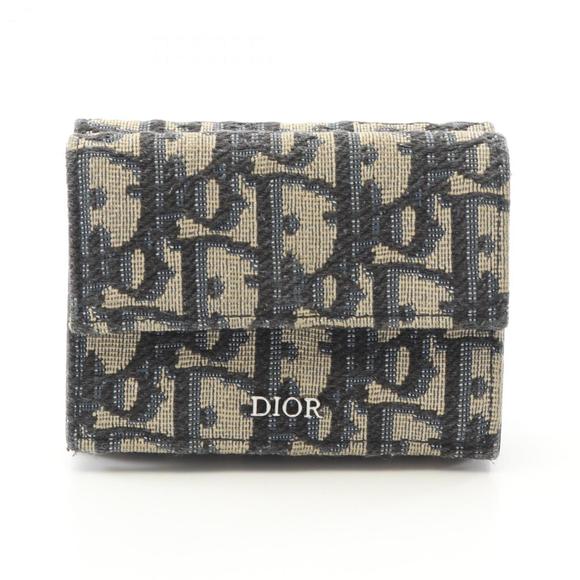 DIOR Cream Wallet - Picture 1 of 8